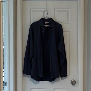 Van Heusen Flex Collar Regular Fit Shirt in Dark Grey